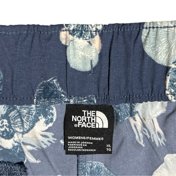 THE NORTH FACE Class V Shorts Indigo Mushroom Abyss Print Relaxed Fit sz XL - Picture 9 of 12